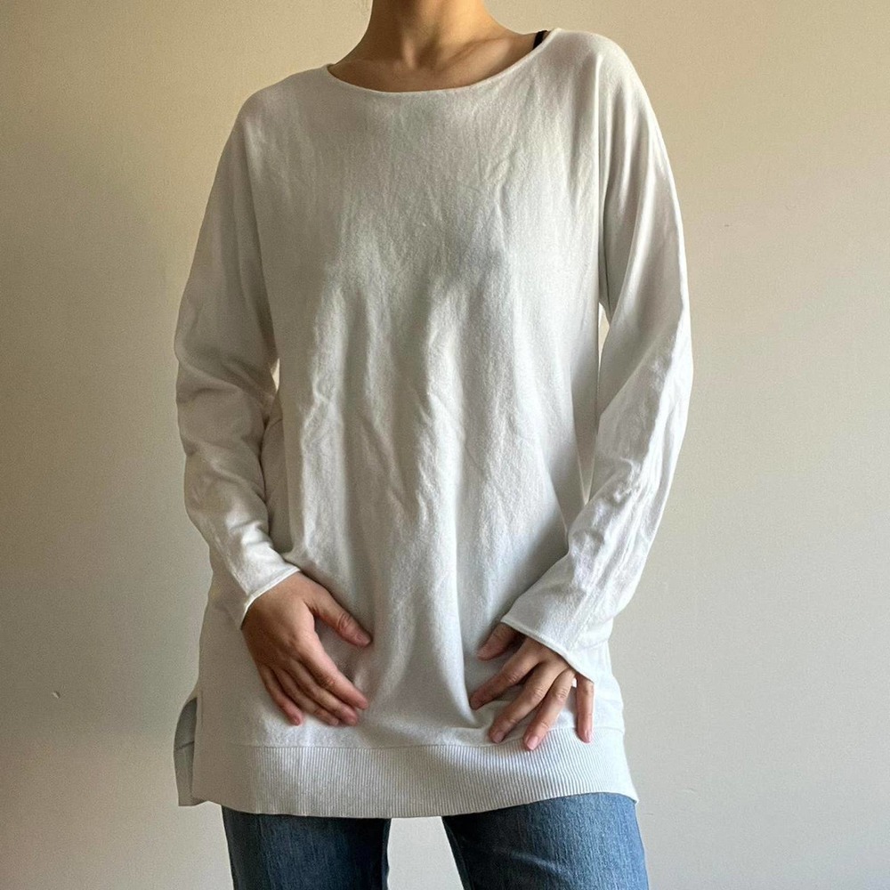 Off white cream sweater Size medium MK